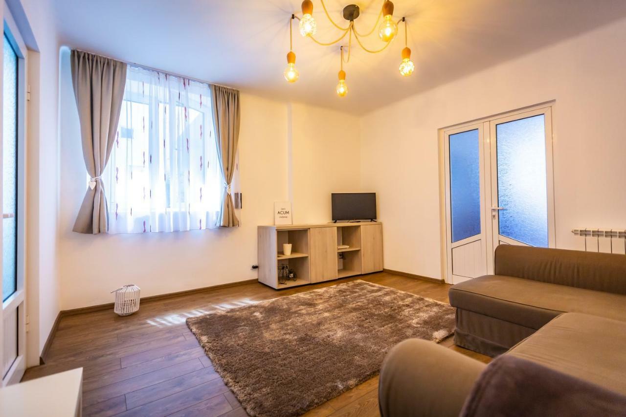 Central Apartment Brasov Exterior photo